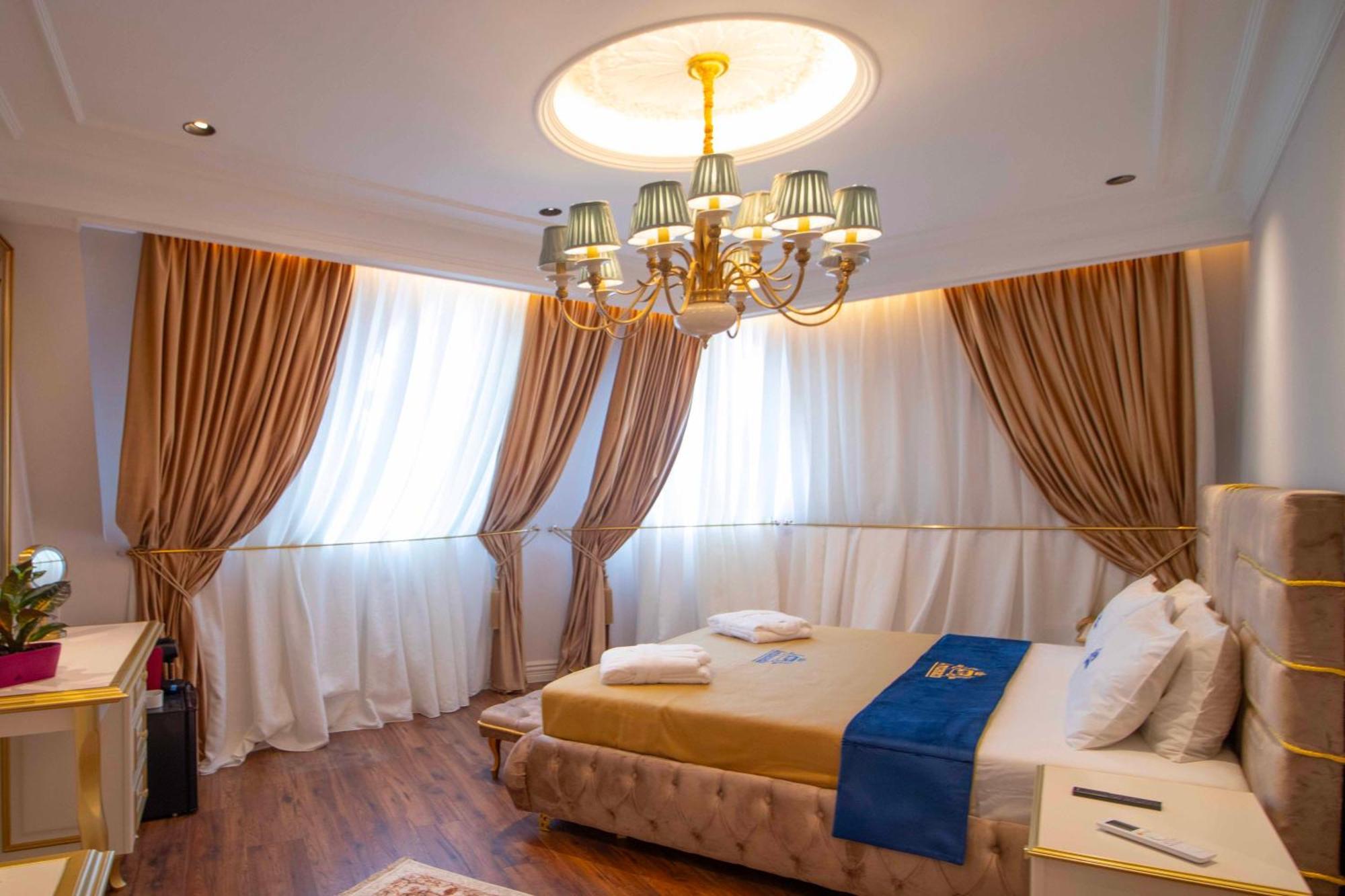 Hotel Ambasada Qta Patza-Kuqani エクステリア 写真