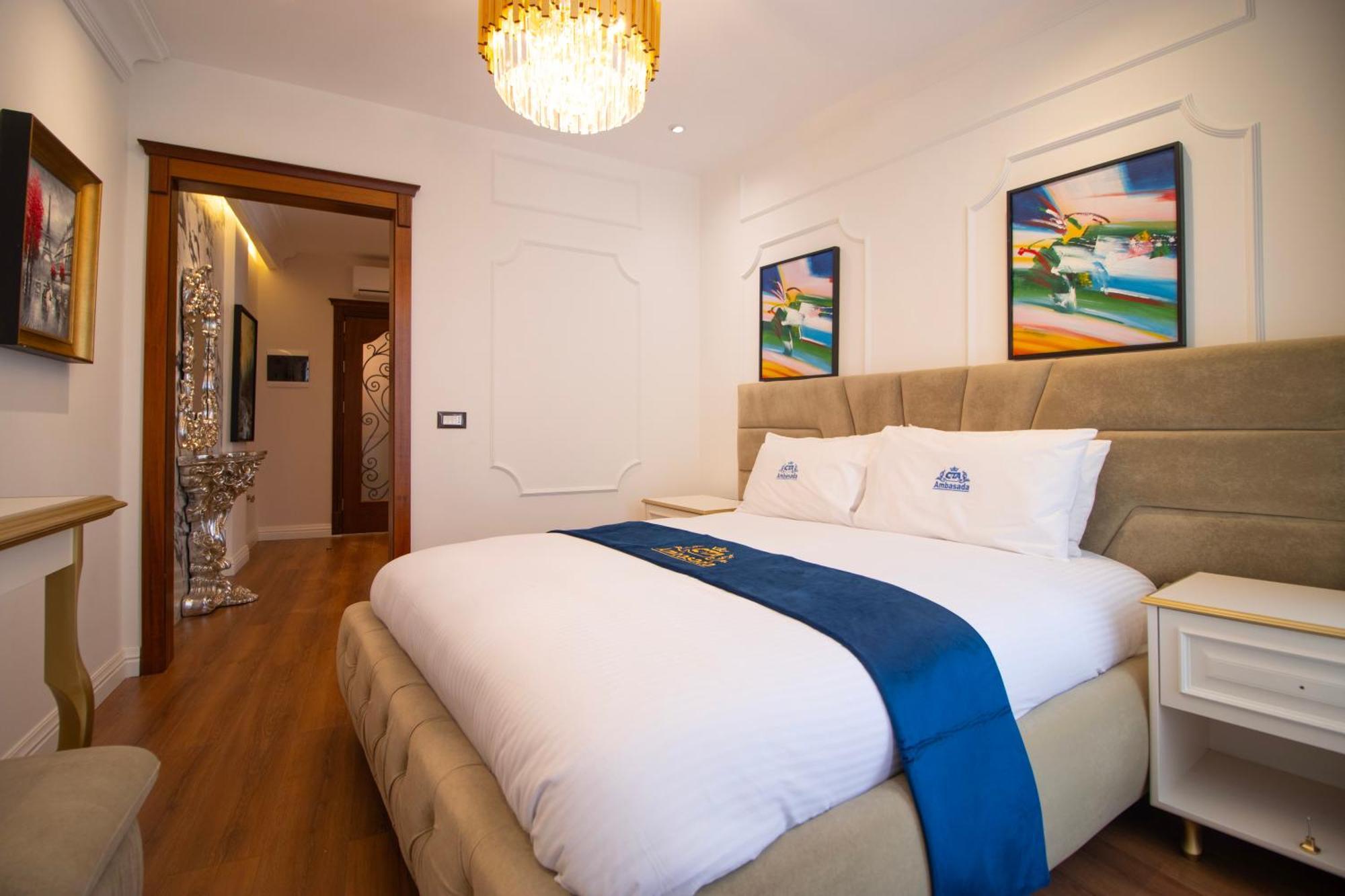Hotel Ambasada Qta Patza-Kuqani エクステリア 写真