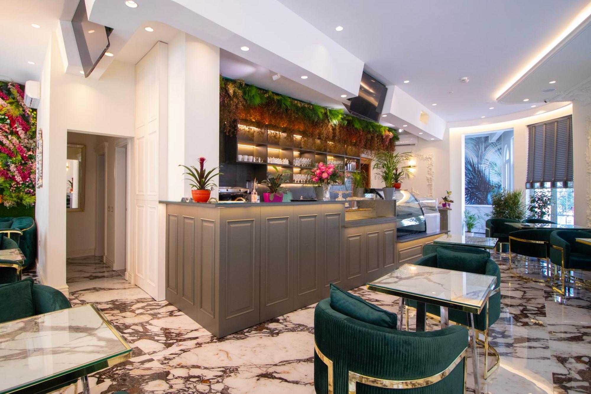 Hotel Ambasada Qta Patza-Kuqani エクステリア 写真
