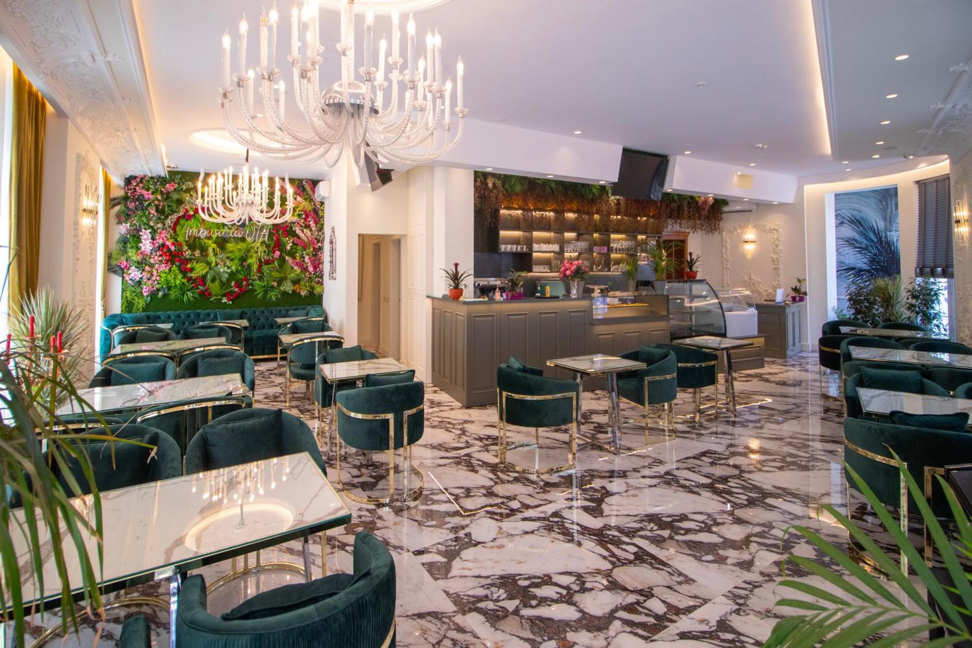 Hotel Ambasada Qta Patza-Kuqani エクステリア 写真