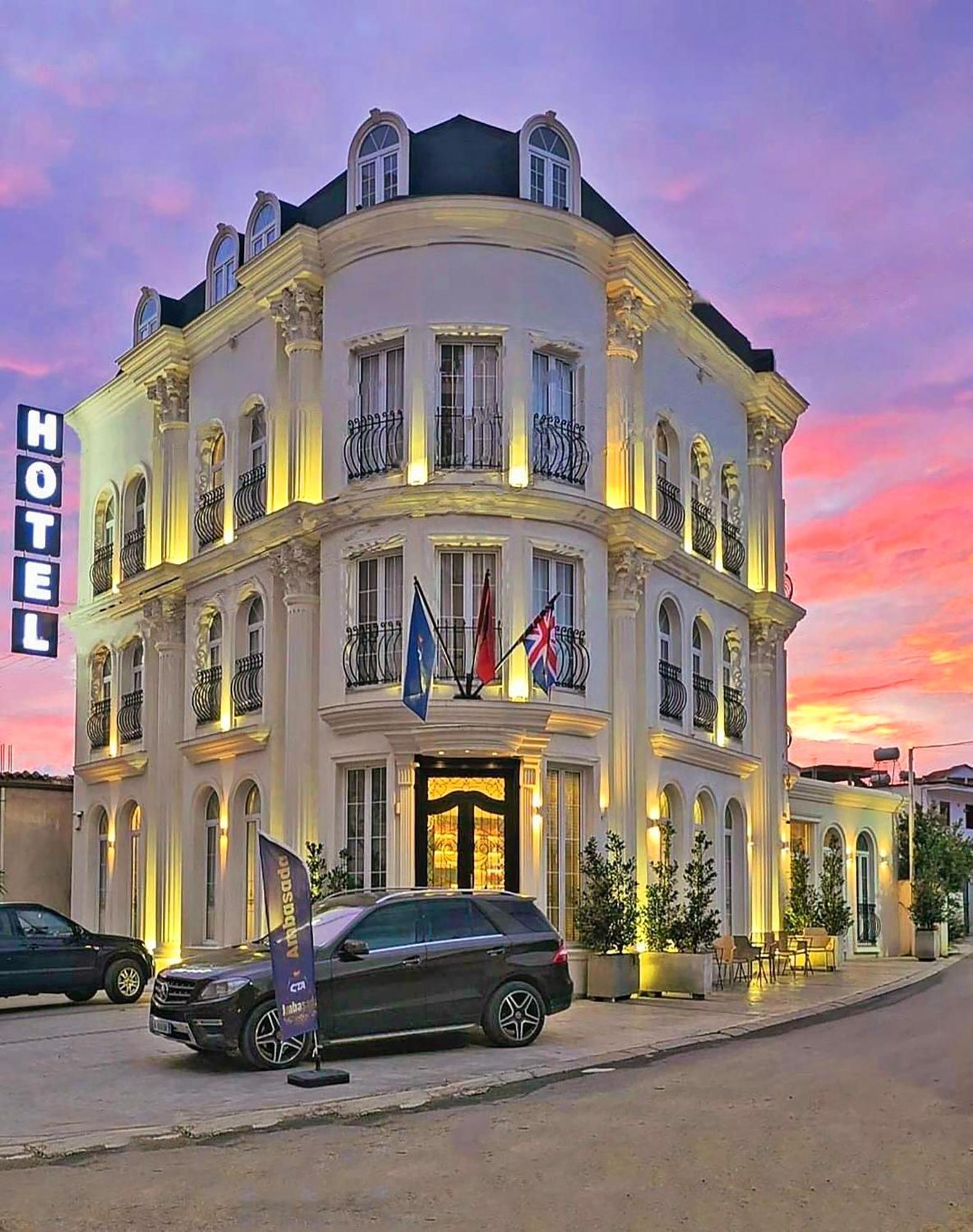Hotel Ambasada Qta Patza-Kuqani エクステリア 写真