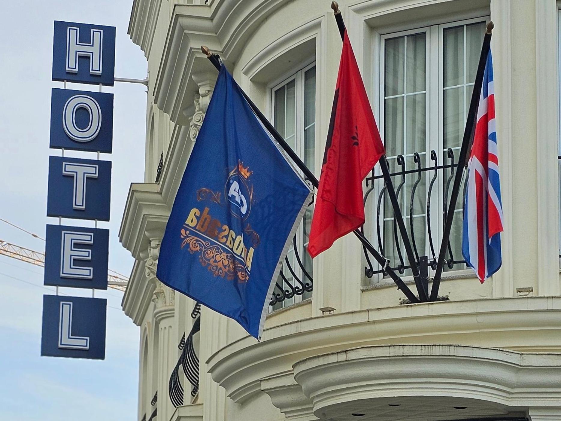 Hotel Ambasada Qta Patza-Kuqani エクステリア 写真